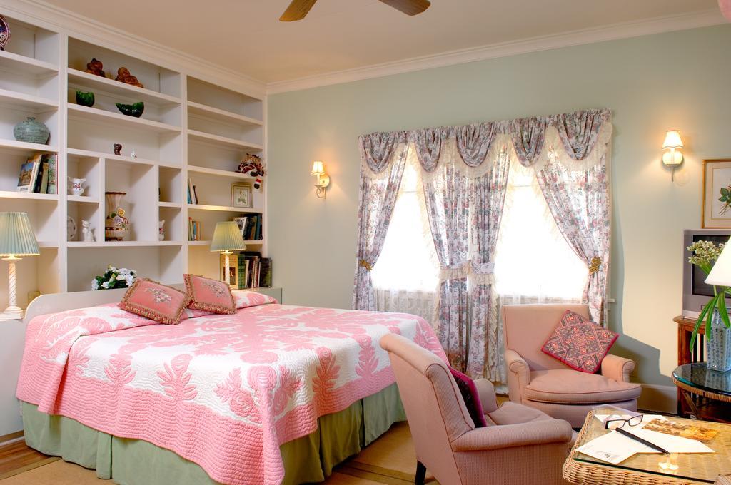 The Historic Wailuku Inn Maui Rom bilde